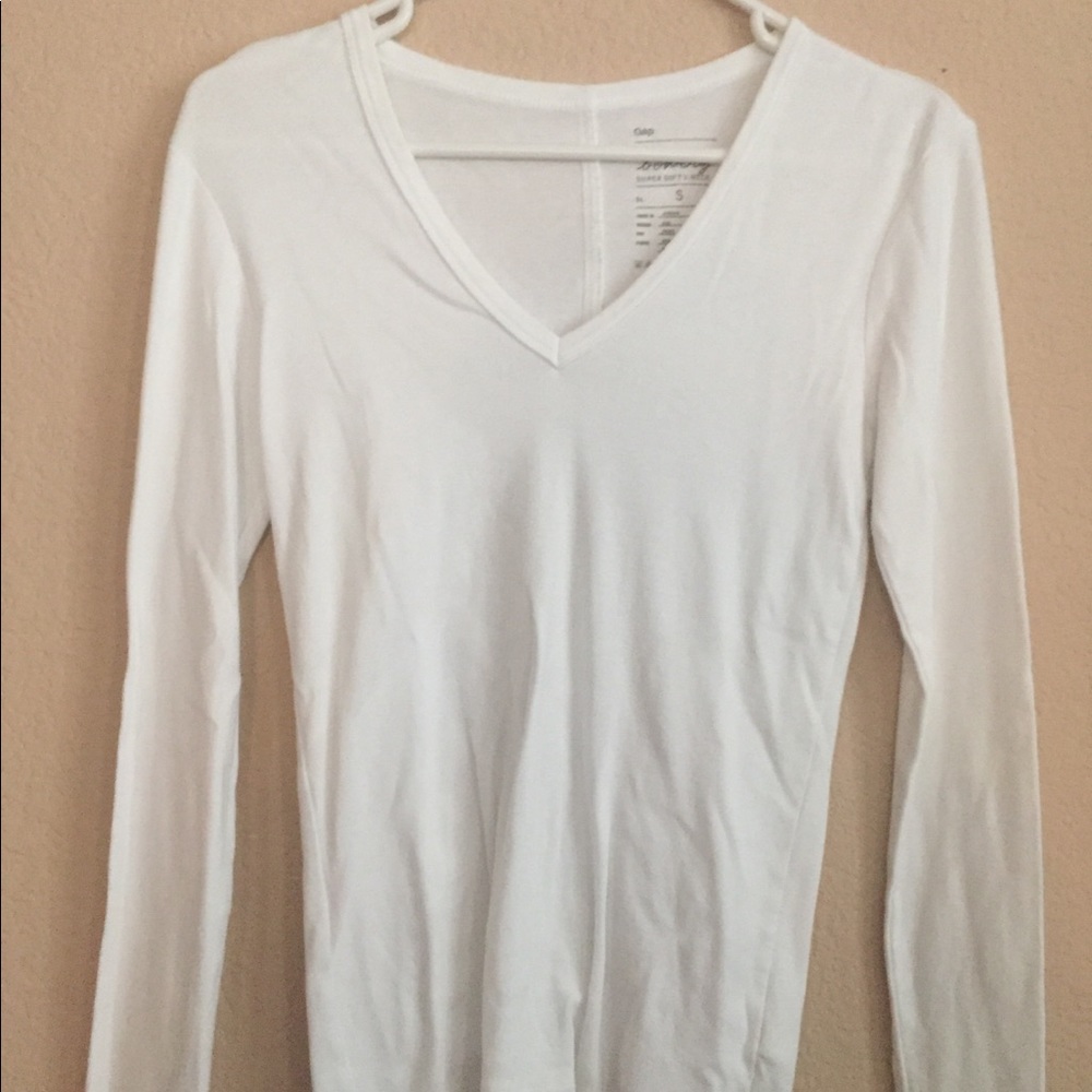 Gap super soft v-neck white long sleeve